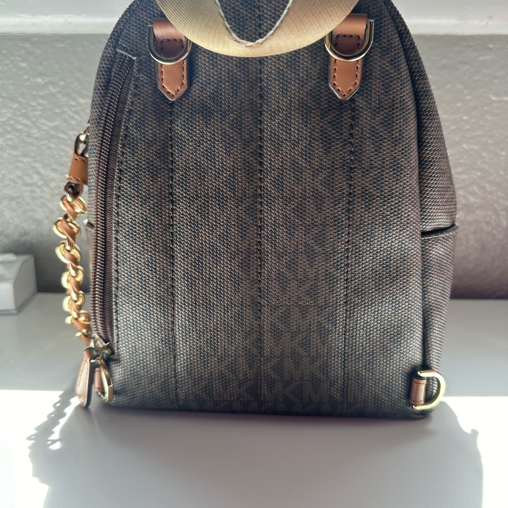 Mini back pack - Picture 3 of 4